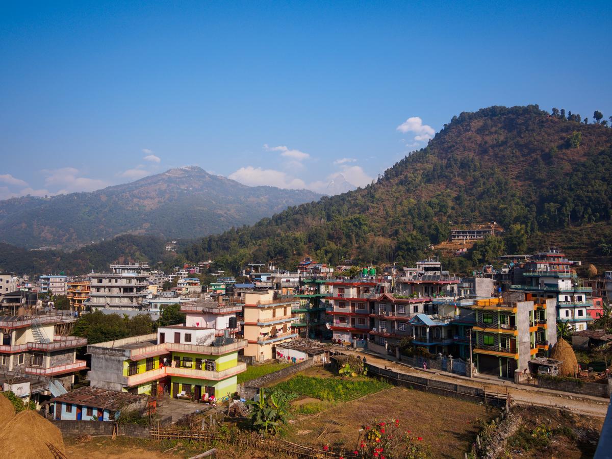 Hotel Sunflower Pokhara Bagian luar foto
