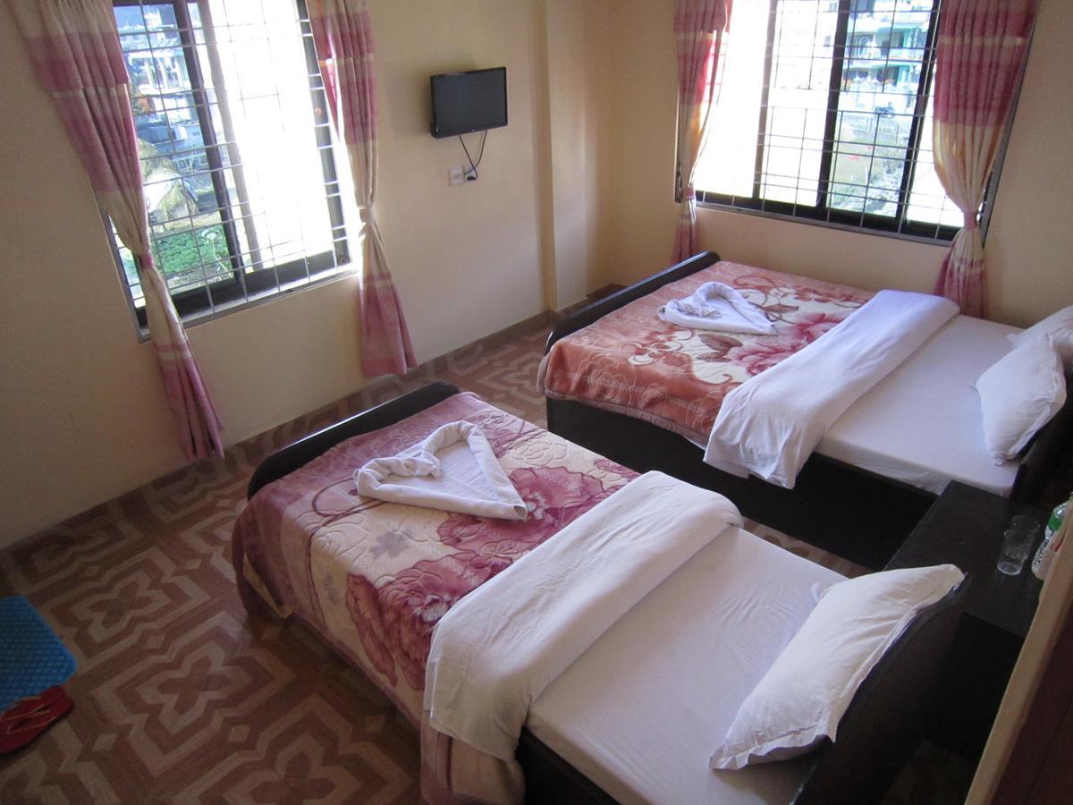 Hotel Sunflower Pokhara Bagian luar foto